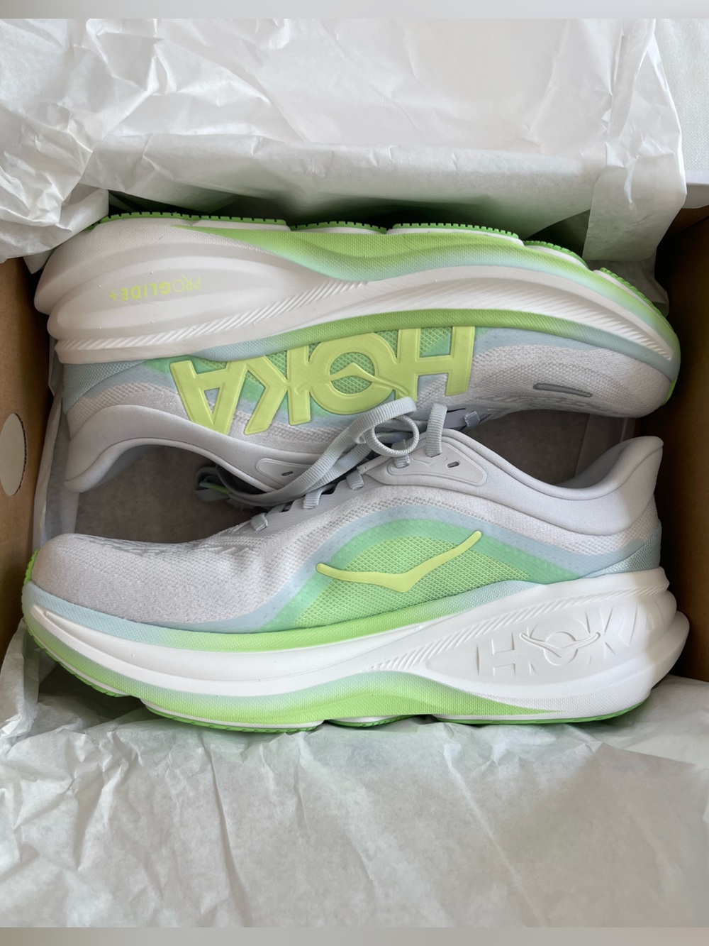 NWT HOKA Women’s Clifton Pro Neon/Grey